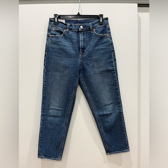 Gap Mom Jean High Rise - 27/4 short - Picture 1 of 6